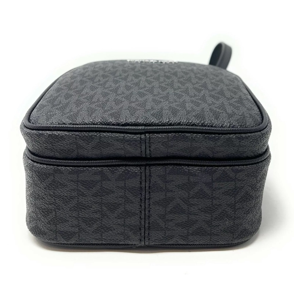 Michael Kors Jet Set Travel Flight Crossbody - Picture 6 of 9
